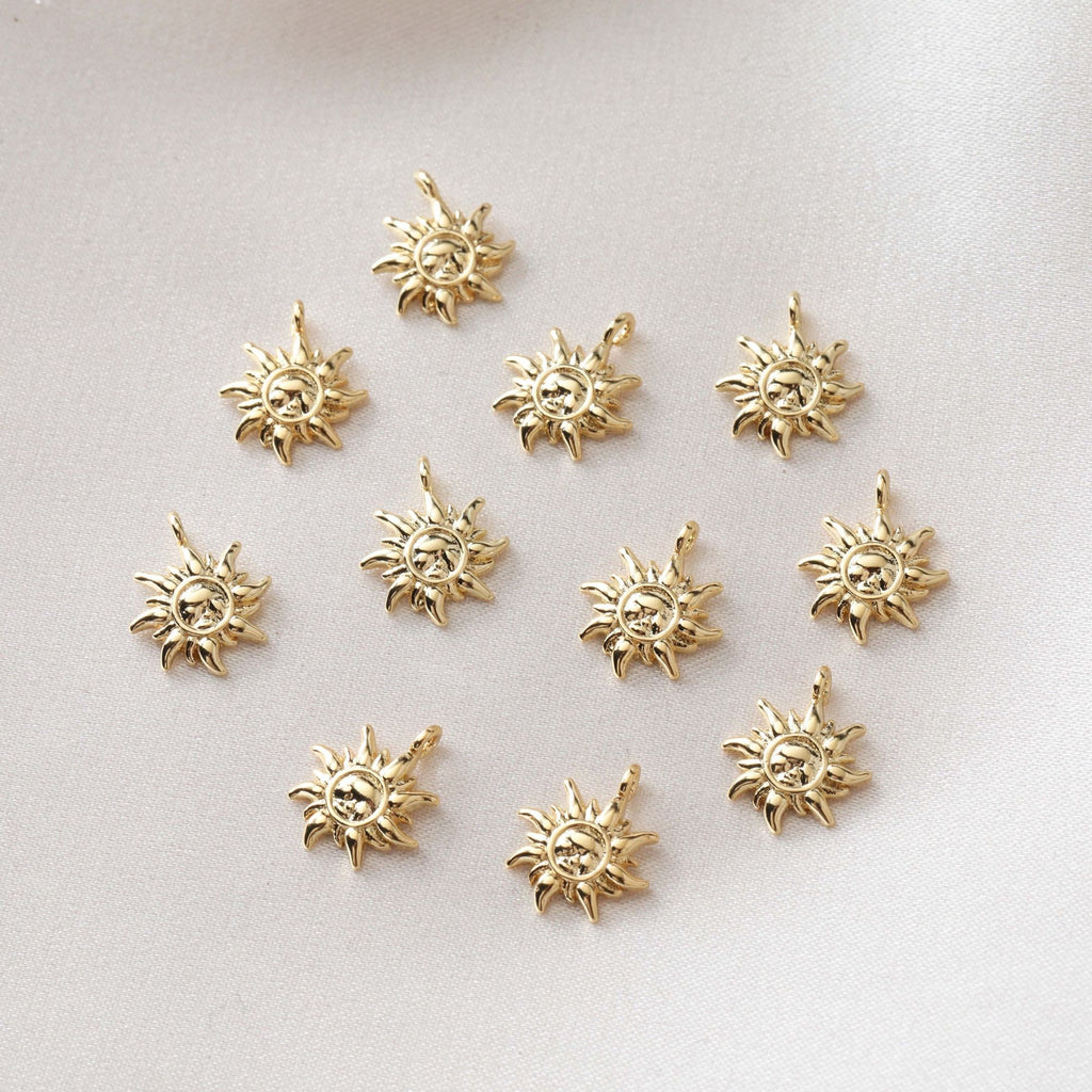 Little Sun Charm, Sun Pendant, 18K Gold Plated, Necklace Making Charm, Jewelry Findings GZ318