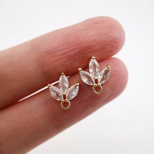 تحميل الصورة إلى عارض المعرض، أقراط على شكل ورقة من الزركونيا المكعبة، دعامة مطلية بالذهب مع حلقة، مضادة للحساسية، أدوات يدوية الصنع للعثور على الأقراط، لوازم صنع الأقراط بنفسك D0030