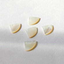 Load image into Gallery viewer, Fan Shape White Mother-of-Pearl, MOP Shell Pendant, Engraved White Nacre, Shell Charm, Shell Jewelry Making Findings RY039