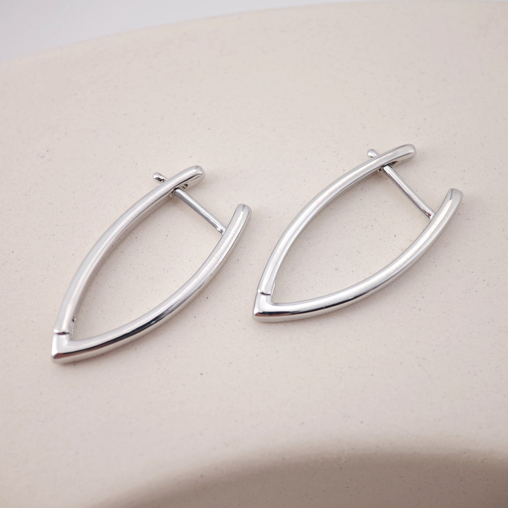 Gold V Shape Hoop Earring, 27.5*12.6mm, 18K Gold Plated Leverback Earrings, Huggie Hoops Earring D0117