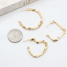 Load image into Gallery viewer, Gold Heart Earring Post, Square, Circle, S925 Silver Ear Pin Nickel Free Earrings, Vintage Ear Stud, Hypoallergenic Earring Findings ZX089