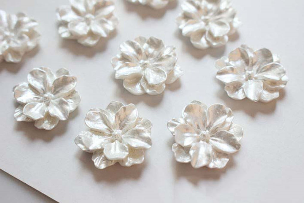 10 قطع من قلادة زهرة الأكريليك البيضاء، قلادة زهرة، 19 مم، 25 مم، سحر قطرة الأكريليك لصنع المجوهرات، العثور على الخرز بنفسك GZ301
