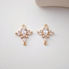 Load image into Gallery viewer, CZ Pave Leaf Charm, Cubic Pendant, Earring Connectors, Real Gold Plated Brass Earring Charms, Jewelry Findings D0068