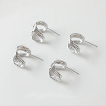 تحميل الصورة إلى عارض المعرض، قرط أذن من الفضة الإسترليني عيار 925، دبوس أذن غير منتظم، خالٍ من النيكل، مشبك أذن ذهبي/فضي، مضاد للحساسية، GE066
