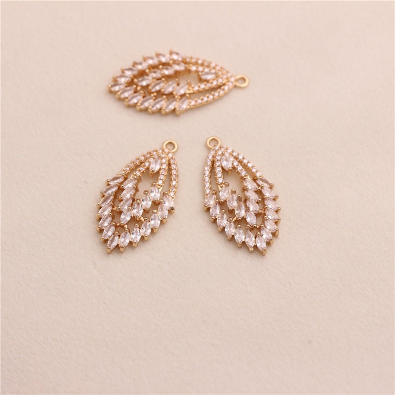 CZ Pave Oval Charm, Cubic Zircon Crystal Pendant, Bracelet Necklace Pendant, 14K Real Gold Plated, Jewelry Findings STG027-F126