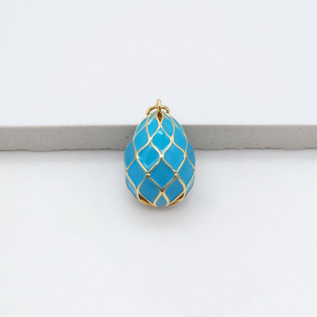 Colgante de huevo jumbo esmaltado 3D, huevo rayado, chapado en oro de 18 quilates, para pulseras, collares y accesorios de joyería S20446