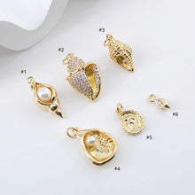 Load image into Gallery viewer, Gold Plated Seashell Charm, Seashell Pendant, 18k Gold Plated Brass, Bracelet Making, Jewelry Findings S1291