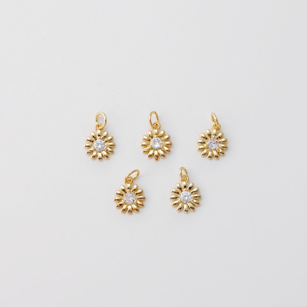 Daisy Flower Charms, 18K Gold Plated Cubic Pave Charms, Flower Pendant, Necklace Earring Making Charms, 9mm, Jewelry Findings S149