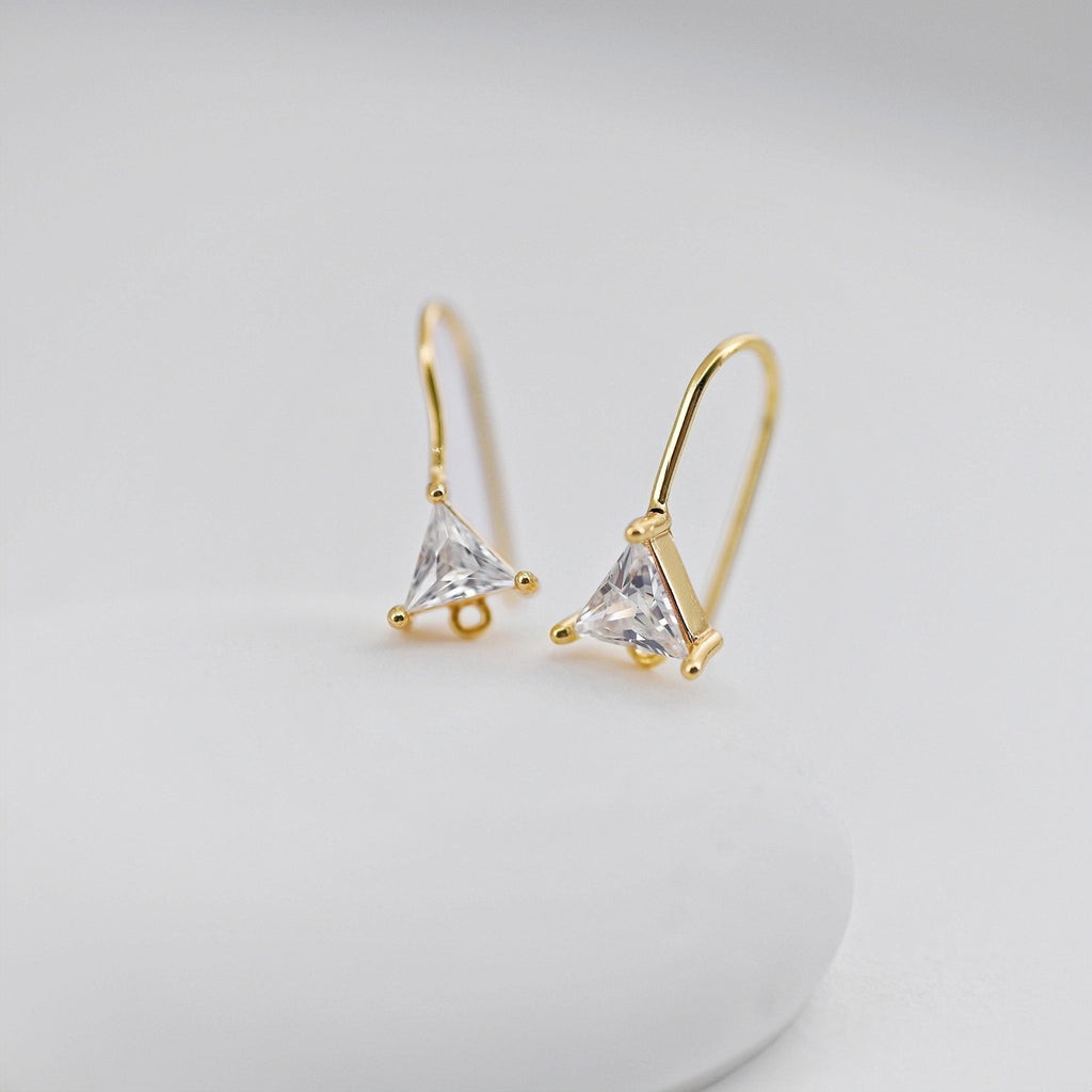 Alambres para pendientes chapados en oro de 18 quilates, ganchos triangulares con pavé cúbico, sin níquel, ganchos de pez, alambres para joyería ZX310