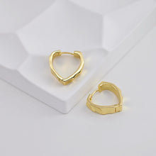 Load image into Gallery viewer, Heart Shape Ear Hoops, Gold Hoops, 21.7mm, 18K Gold Plated Leverback Earrings, Huggie Hoops Earring D0566