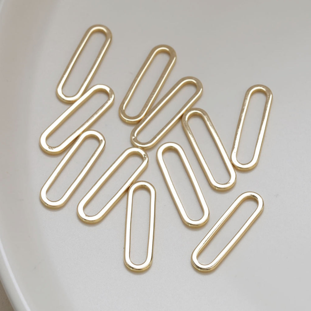 10pcs- 14K Gold Plated Oval Pendant, 26mm, Nickel Free Circle Charm, Connectors, DIY Jewelry Making Findings GZ127-D0011