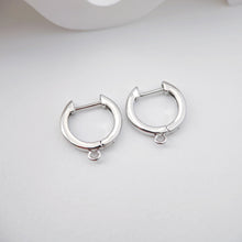 تحميل الصورة إلى عارض المعرض، 4 قطع من حلقات الأذن Huggie Hoops، حلقات أذن رافعة مطلية بالذهب عيار 18 قيراطًا، نتائج صنع الأقراط الذهبية لصنع المجوهرات D0107