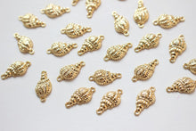 Load image into Gallery viewer, Gold Seashell Charm, Marine Life Pendant, Starfish, Seahorses, 18k Gold Plated Brass, Bracelet Making, Jewelry Findings GZ424