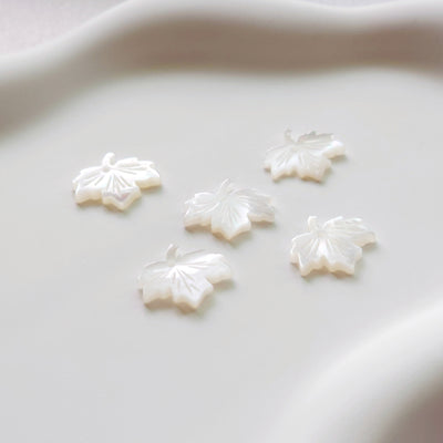 Maple Leaf White Mother-of-Pearl, MOP Shell Pendant, Carved White Nacre, Shell Charm, Mother of Pearl Jewelry Making Findings RY021