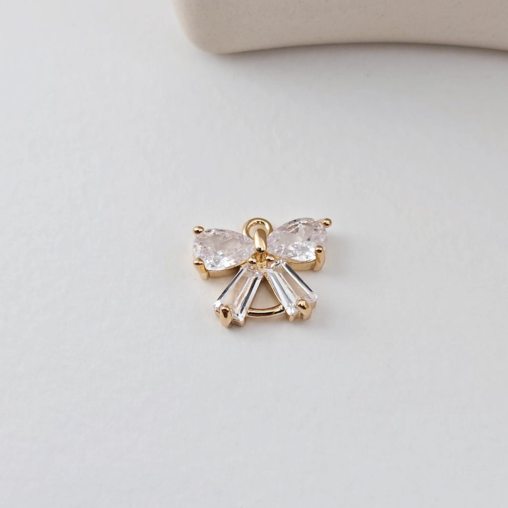 2pcs CZ Pave Bow Tie Charm, Cubic Zircon Crystal Bow Tie Pendant, Necklace Pendant, 18K Real Gold Plated, Jewelry Findings D0303