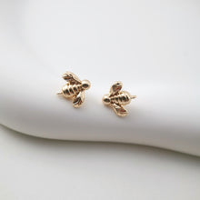 Load image into Gallery viewer, 4pcs Gold Bee Earring Post With Loop, S925 Silver Pin Nickel Free Earrings, Bee Ear Stud Loop, Hypoallergenic Earring Findings Z091