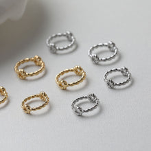 Load image into Gallery viewer, 14K Gold Plated Ring Connector, Ring Beads, Ring Pendant, Jewellery Making Findings GT049