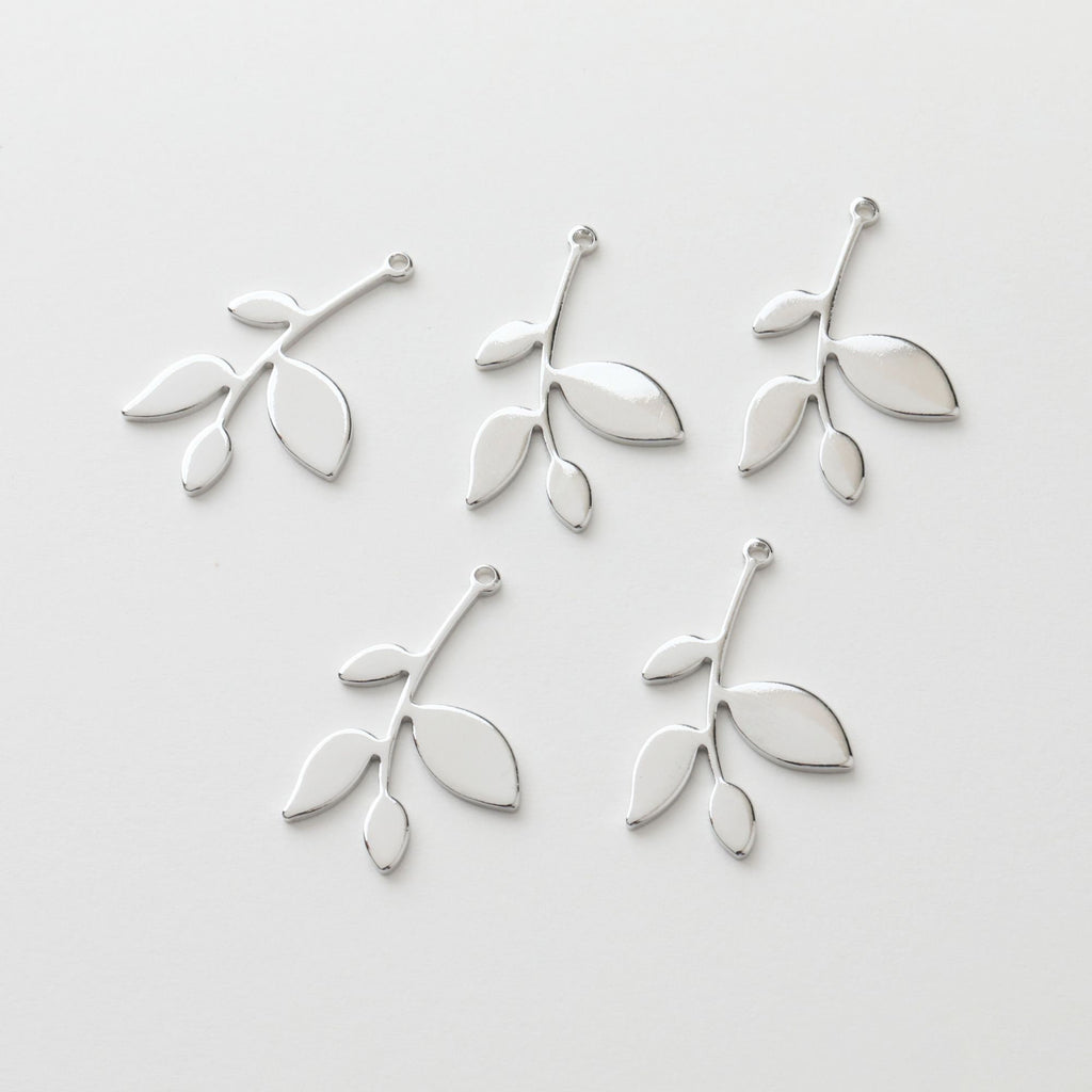 Gold Leaves Charms, 18K Gold Plated Plants Charms, Leaf Pendant,  Necklace Charms, Jewelry Findings S353