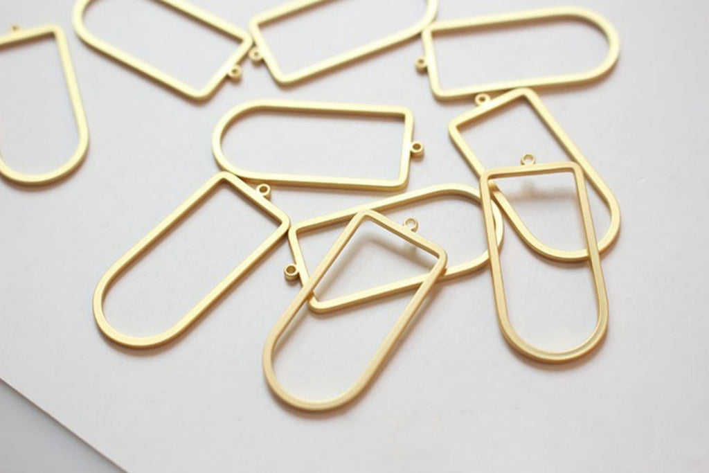 10 colgantes calados con forma de arco, chapados en oro de 14 quilates, plata y oro mate, para collares y bisutería ZZ089