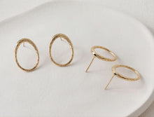 Load image into Gallery viewer, Oval shape Ear Post, S925 Silver Ear Pin Nickel Free, Gold/Silver Ear Stud, 17x23mm, Hypoallergenic Earring Findings G0020