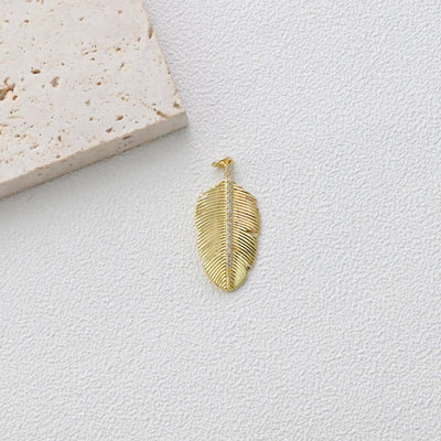 Dijes de hoja, dijes de hoja con pavé de circonita cúbica, 30 mm, 48 mm, colgante de hojas chapado en oro de 18 quilates, dije para crear collares y aretes, accesorios de joyería S1345