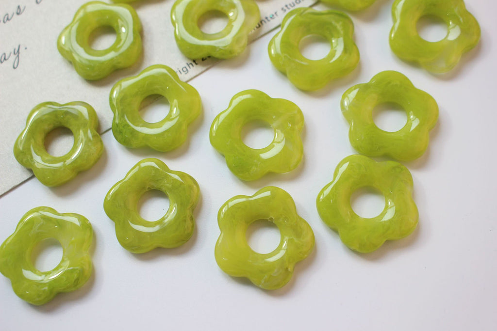 5 colgantes de flores de resina para bisutería, con cuentas DIY GZ292