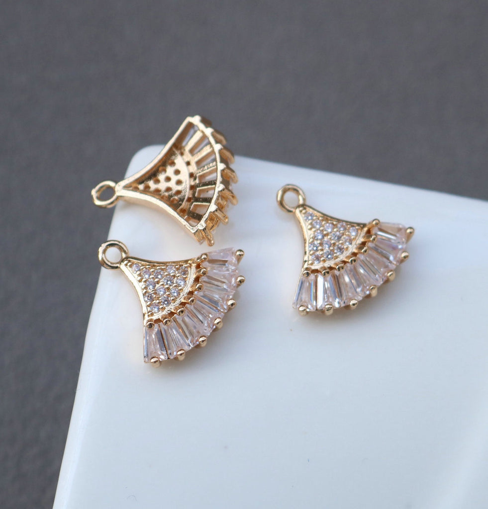 CZ Pave Fan Shape Charm, Cubic Zircon Crystal Fan Connector, CZ Earring Charms, Gold Plated Brass Earring Charms, Jewelry Finding HL004-F036