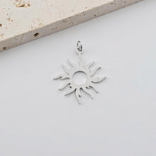 Load image into Gallery viewer, Gold Sun Charm, Sun With Rays Pendant, 18K Gold Plated, 29mm, Necklace Making Charm, Jewelry Findings S1280