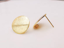 Load image into Gallery viewer, 10pcs Gold Round Earring Post With Loop, Brushed Finish, Nickel Free Earrings, Hypoallergenic Earring Findings Z047
