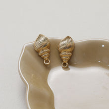 Load image into Gallery viewer, Shell Ear Post With Loop, S925 Silver Ear Pin Nickel Free, Gold/Silver Ear Stud, Hypoallergenic Earring Findings BB128-ZX163