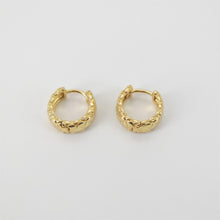 Load image into Gallery viewer, 18K Gold Ear Hoops, 14mm, 18K Gold Plated Leverback Earrings, Huggie Hoops Earring S20828