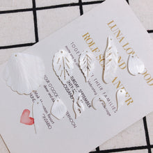 Cargar imagen en el visor de la galería, 10 colgantes de concha en forma de hoja, dijes de concha, accesorios para aretes y bisutería MY086