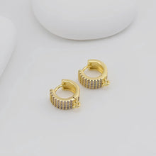 تحميل الصورة إلى عارض المعرض، أقراط أذن دائرية مرصعة بالزركونيا المكعبة متعددة الألوان مرصعة بالكريستال، 11.8 مم، مطلية بالذهب عيار 18 قيراطًا، أقراط دائرية كبيرة D0547