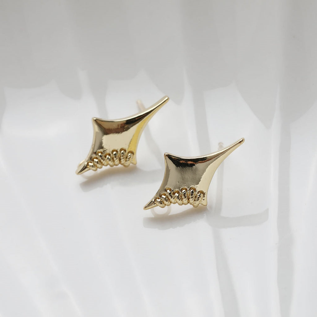 قرط نجمة ذهبية مع حلقة، أقراط خالية من النيكل، قرط أذن مع حلقة، نتائج قرط مضادة للحساسية GT053