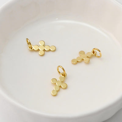 Gold Cross Charms, 18K Gold Plated Religious Charms, Cross Pendant,  Necklace Charms, Jewelry Findings S342