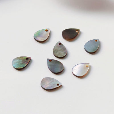 Drop Black Mother-of-Pearl, MOP Shell Pendant, Engraved Black Nacre, Shell Charm, Shell Jewelry Making Findings RY047