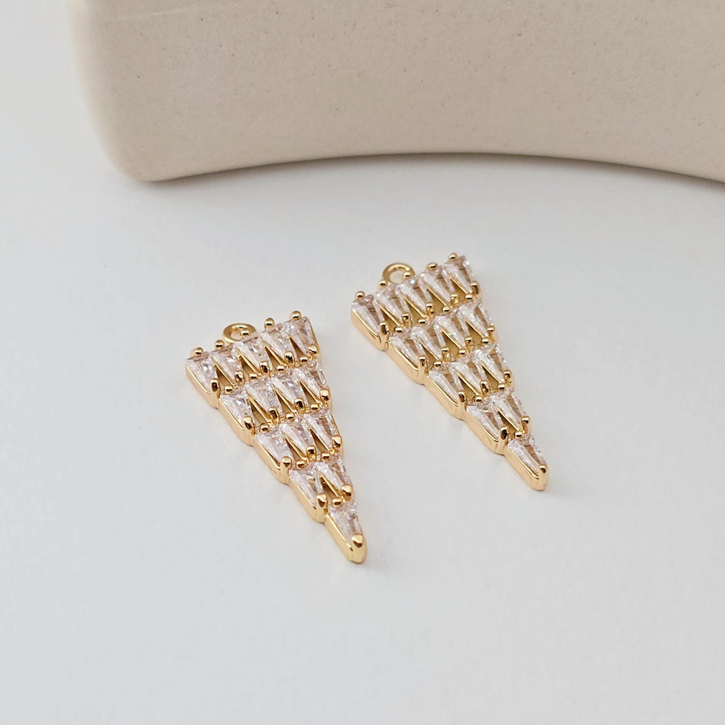 Triangle Shape Pendant, 18K Gold Plated, CZ Pave, Necklace Making Charm, Jewelry Findings D0286