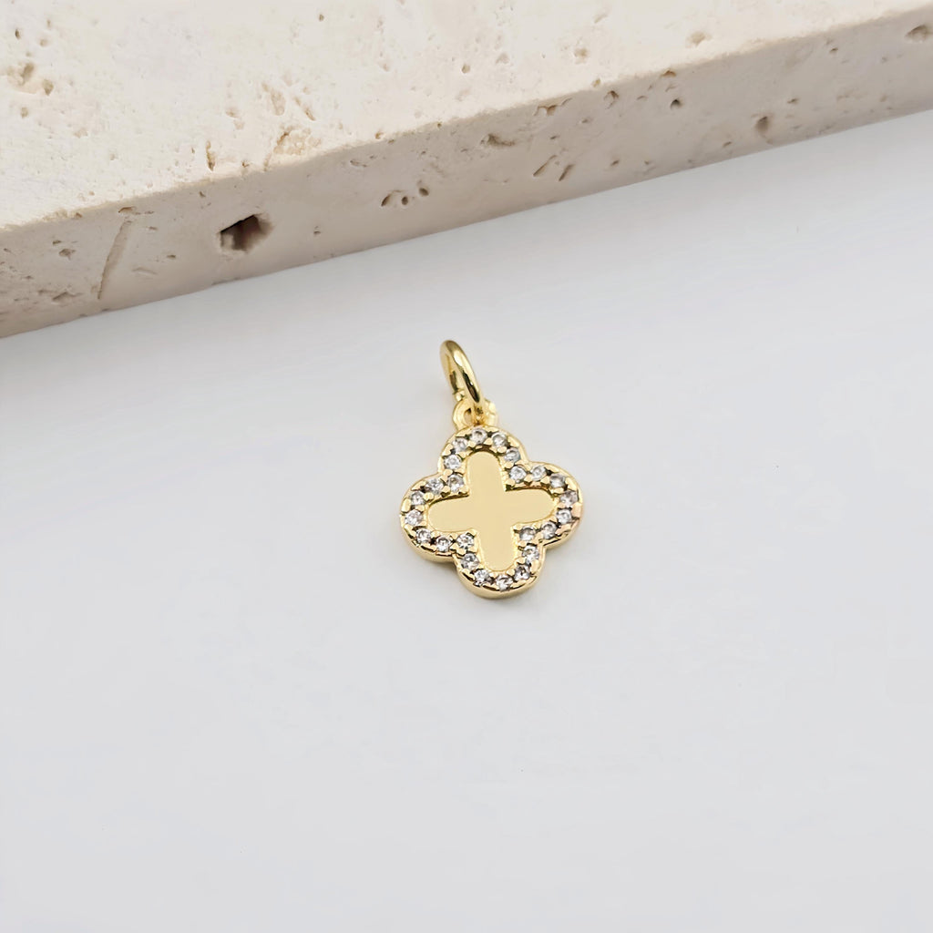 Four Leaf Clover Pendant, CZ Pave Charm, 18K Gold Plated, Necklace Jewelry Finding S1277