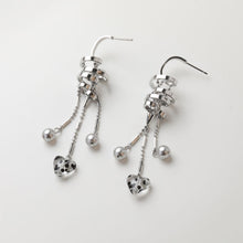 Load image into Gallery viewer, Designed Irregular Tassel Stud Post Earrings, 14K Gold Plated/Silver Tassel Earring GZ751