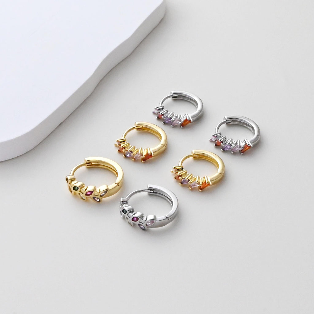 Aro de oreja con hoja arcoíris de circonita cúbica, aro huggie chapado en oro, cierre de palanca, accesorios para pendientes DIY, materiales para pendientes hechos a mano D0532-D0543