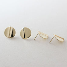 Load image into Gallery viewer, 10pcs 18K Gold Round Post With Loop, Wave Round Stud Earring Nickel Free, 15mm, Hypoallergenic Earring Findings BB077