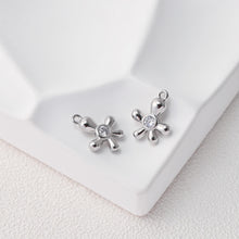 Cargar imagen en el visor de la galería, Colgante de flor con pavé de circonitas cúbicas, chapado en oro de 18 quilates, para collares y pendientes, accesorios de joyería D0495