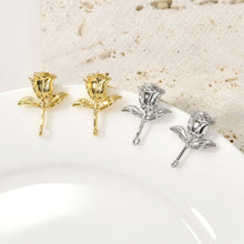 Cargar imagen en el visor de la galería, Poste para pendientes con forma de rosa, pendiente de botón de latón chapado en oro auténtico de 18 quilates con aro, sin níquel, accesorio para pendientes LL193