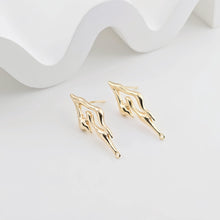 تحميل الصورة إلى عارض المعرض، قرط أذن غير منتظم على شكل سائل ذائب، ذهب/فضة عيار 14 قيراطًا، خالٍ من النيكل، قرط أذن مع حلقة ZX276