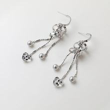 Load image into Gallery viewer, Designed Irregular Tassel Stud Post Earrings, 14K Gold Plated/Silver Tassel Earring GZ751