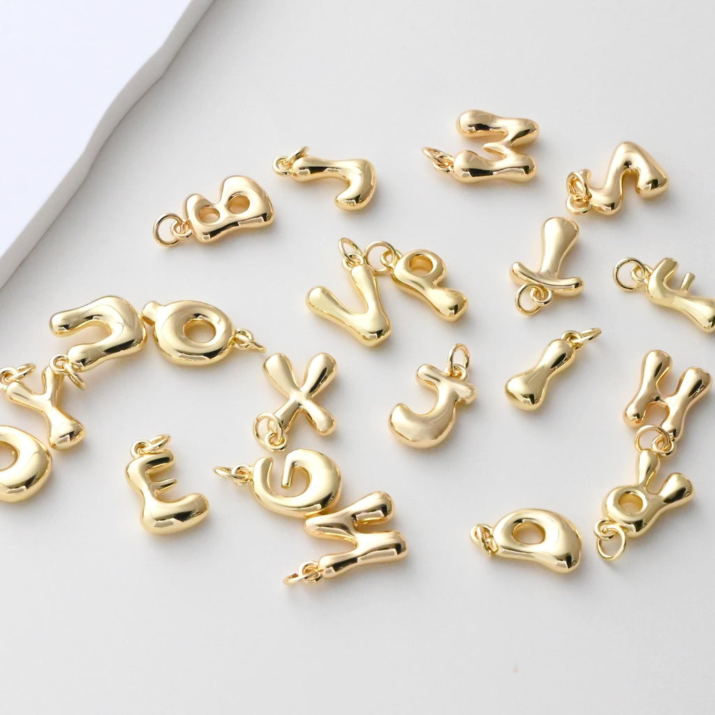 Dije de letra del alfabeto, inicial chapada en oro brillante de 18 quilates, personalizado y minimalista para hacer collares y pulseras S1395
