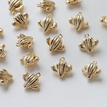 Cargar imagen en el visor de la galería, Colgante de cactus, colgante de caracol, colgante de cactus en oro de 14 quilates, dijes para collar GZ749