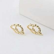 تحميل الصورة إلى عارض المعرض، قرط أذن مطروق غير منتظم، ذهب عيار 14 قيراط، فضة S925، قرط أذن خالٍ من النيكل، مع حلقة ZX290