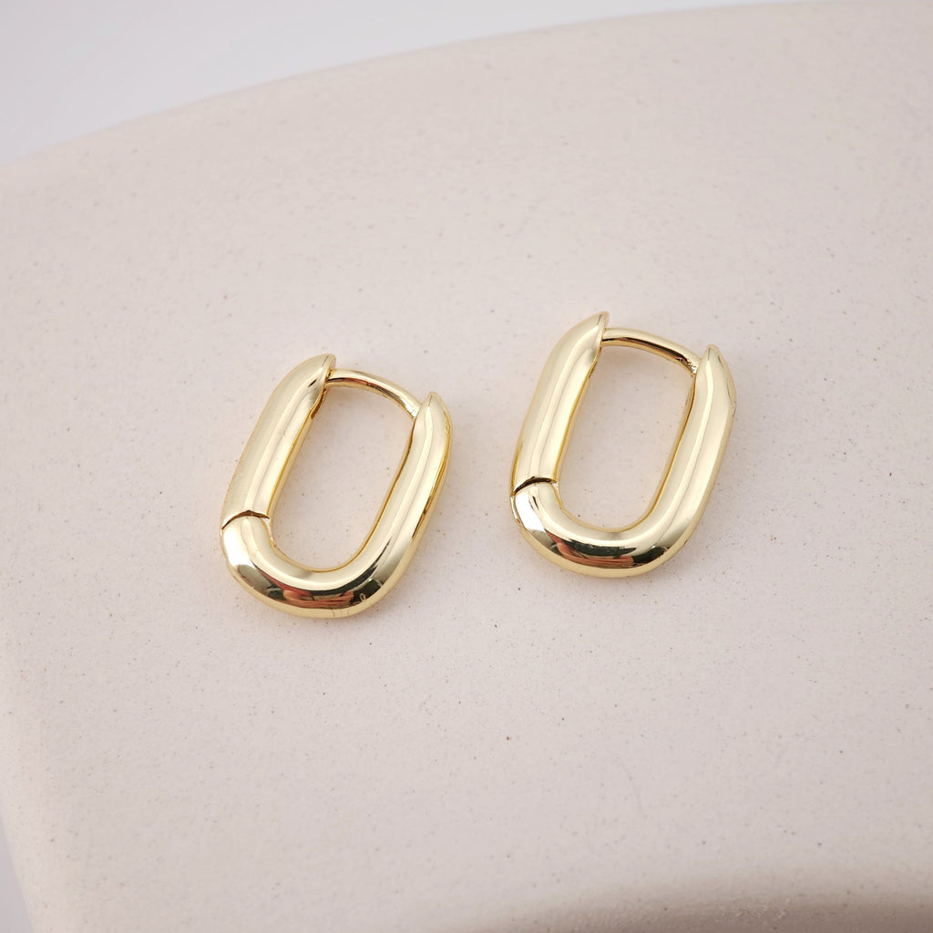 Gold U Shape Hoop Earring, 15.7*12mm, 18K Gold Plated Leverback Earrings, Huggie Hoops Earring D0122