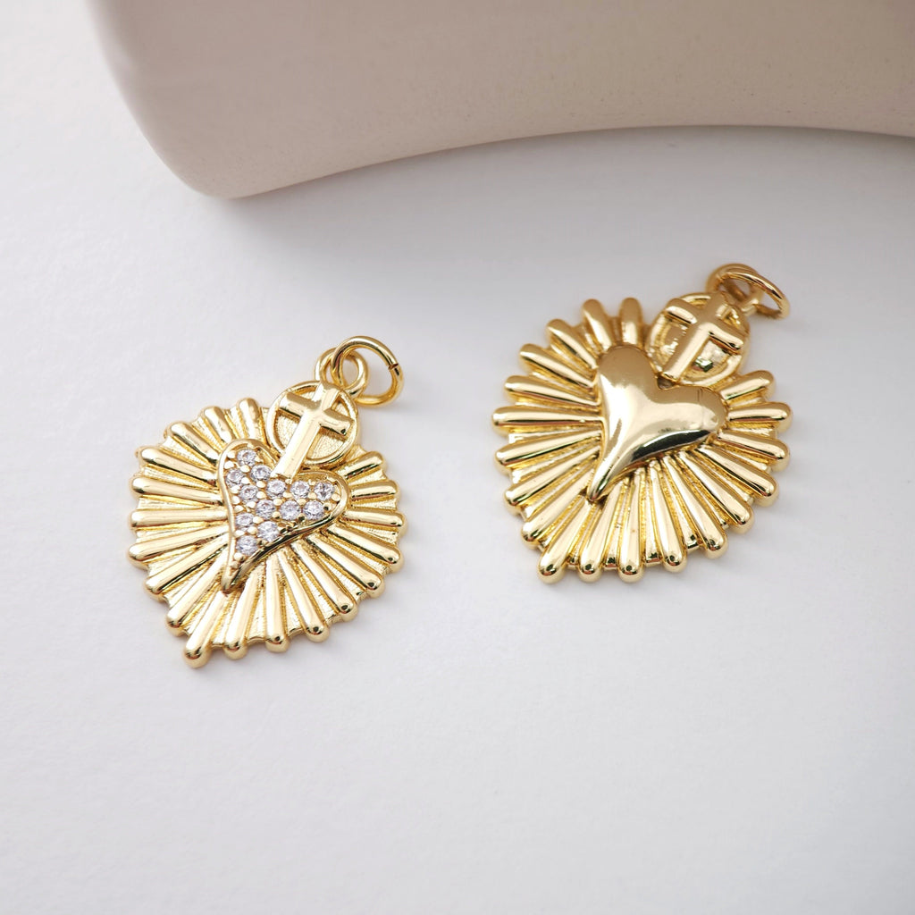 Gold Heart Charm, 18K Gold Plated Heart Pendant,  Necklace Bracelet Making Pendant S1131